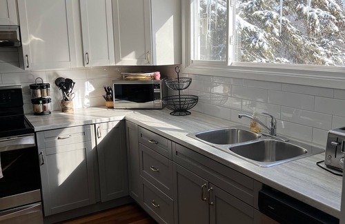 Orillia House | Orillia Oasis w/hot tub & canal-2 minutes from the beach!