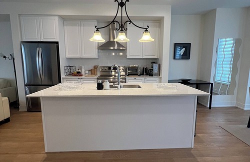 Orillia House | Oriluxstay-Cozy Condo Townhome Just Steps from the Water | Your Perfect Getaway
