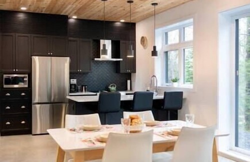 Notre-Dame-Des-Bois Ski Chalet | Orion, New, Land 100 ACRES