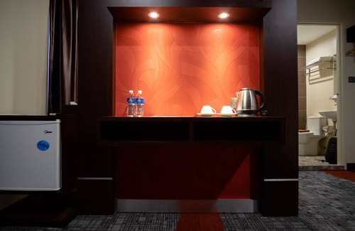 Bandar Mahkota Cheras Hotel | Orkid Inn Mahkota Cheras