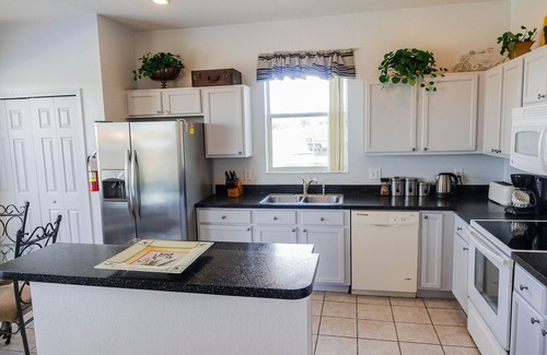 Highlands Reserve Villa | Orlando Executive Villa: 5 Bed Villa overlooking Highlands Reserve with Hot Tub