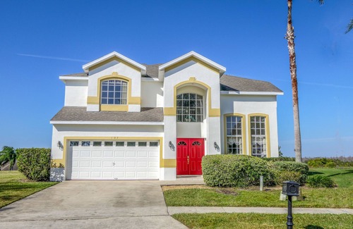 Highlands Reserve Villa | Orlando Executive Villa: 5 Bed Villa overlooking Highlands Reserve with Hot Tub