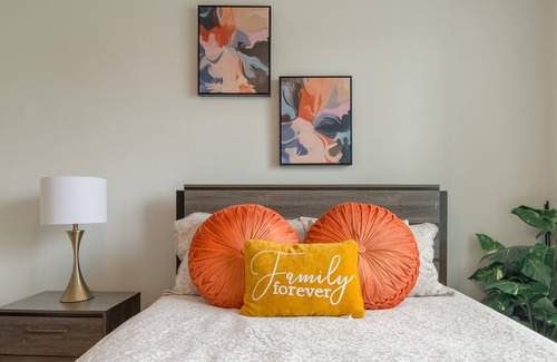 Florida Central Atlantic Coast Apartment | Orlando Suite - 5 Minutes away from Disney!