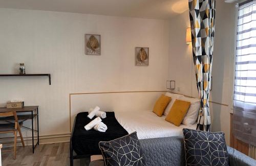 Chateaudun-Bannier Apartment | ORLEANS CENTRE PROCHE GARE - Appartement fonctionnel Résidence calme Parking privé gratuit - LE CENTRAL ELEGANCE