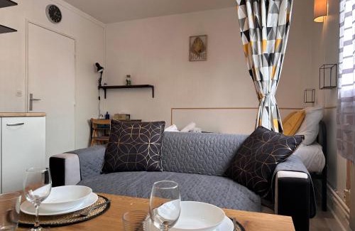 Chateaudun-Bannier Apartment | ORLEANS CENTRE PROCHE GARE - Appartement fonctionnel Résidence calme Parking privé gratuit - LE CENTRAL ELEGANCE