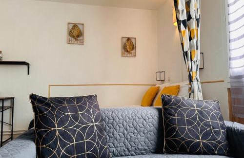 Chateaudun-Bannier Apartment | ORLEANS CENTRE PROCHE GARE - Appartement fonctionnel Résidence calme Parking privé gratuit - LE CENTRAL ELEGANCE