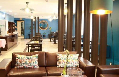 Athis-Mons Hotel | Orly Superior Hotel