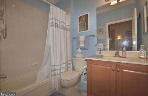 Bristow House | Ormond Dr