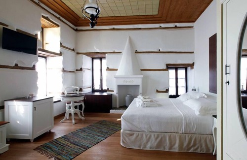 Kastoria Hotel | Orologopoulos Mansion