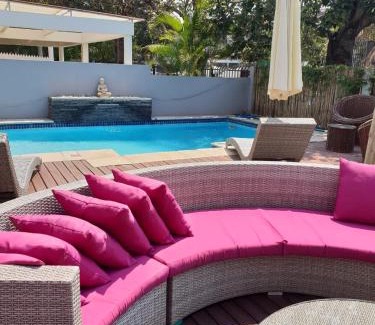 Sommerschield House | Orquidea GuestHouse Spa & Restaurant