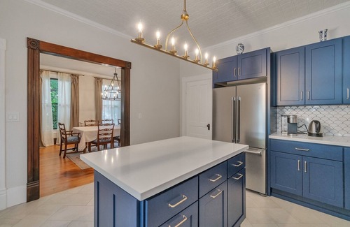 Orting House | Orting Manor - Charming and Historic! by RedAwning