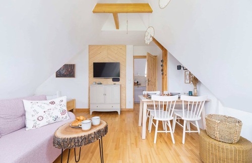 Poronin Apartment | Osada Słodyczkowy | Mountain View | For 6 Guests