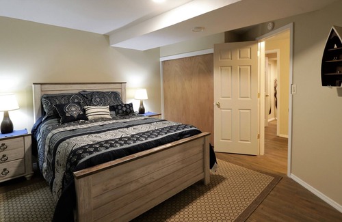 Wakarusa Apartment | Osage landing, close to water and far from the city.