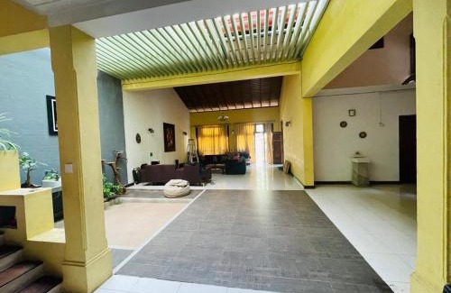 New Town Bed & Breakfast | Osara Holiday Home