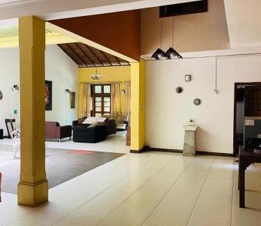 New Town Bed & Breakfast | Osara Holiday Home