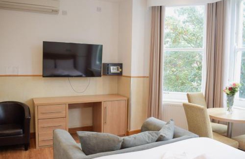 Eastbourne Seafront Apartment | Osborne Aparthotel