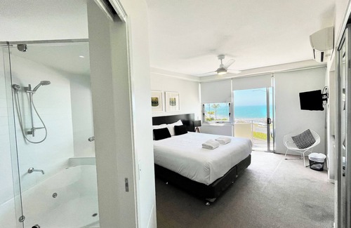 Yeppoon Hotel | Oshen Holiday Apartments Yeppoon