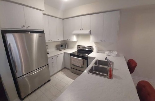 Thorold House | Oshos place is brand new townhouse, fully furnished, minutes from Niagara Falls