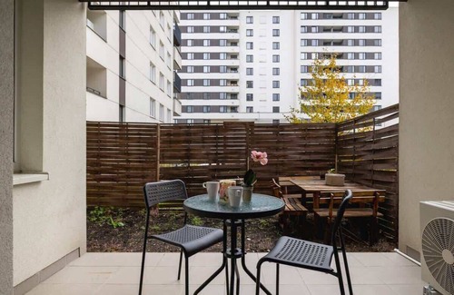 Czyzyny Apartment | Osiedle Avia 8 | Elegant Apartment | Parking