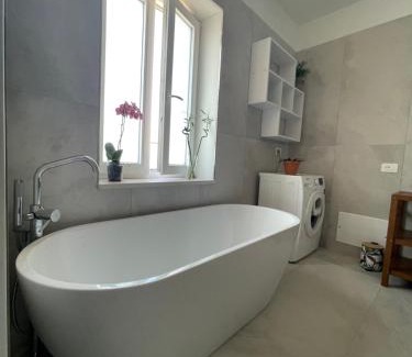 Osimo Apartment | Osimo Light House