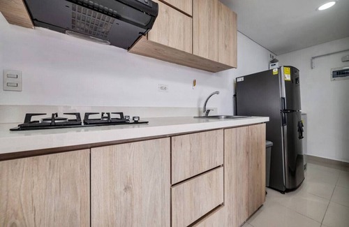 El Tesoro Apartment | Oslo 2403 - 24th floor apartment-city view 5mins lleras park