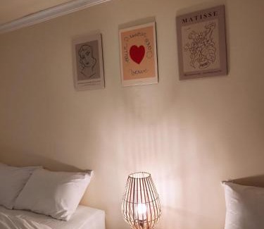 Hapjeong-dong Villa | Osondoson Stay-5min to Hapjeong Station, family favorites, 3bed room, large living room