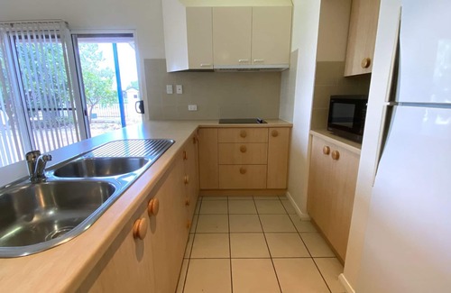 Exmouth Villa | Osprey Holiday Village Unit 101/2 Bedroom apartment in complex with a pool