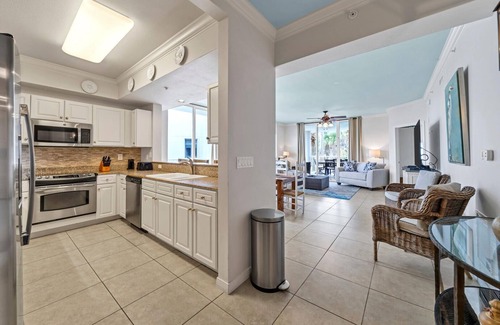 Fort Walton Beach Condo | Osprey L06-3 Bed/2 Bath Lanai Level Condo Sleeps 12- Brand NEW HUGE HOT TUB