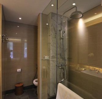 Legian Kaja Hotel | Ossotel Legian