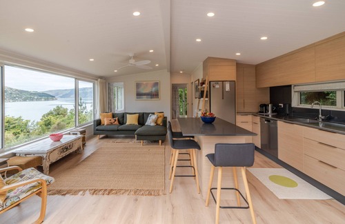 Akaroa House | Otahuahua - Akaroa Holiday Home