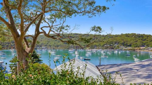 Hardys Bay House | 'Otella Cottage' by Accom Holidays