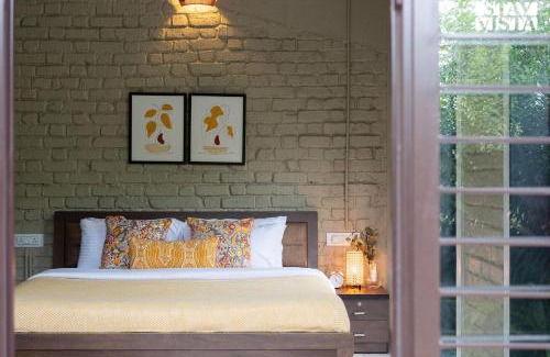 Panchgani Villa | Otonia by StayVista with Indoor swimming pool, Modern interiors & a mix of indoor & outdoor games