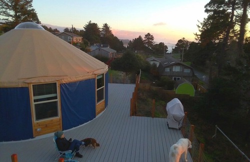 Otter Rock House | Otter Rock Surf Yurt