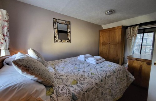 Edingworth House | Otters' Lodge