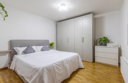 Old Town Apartment | Ottonelli Street Stay- WiFi Fibra free tra Storchi & Centro Storico