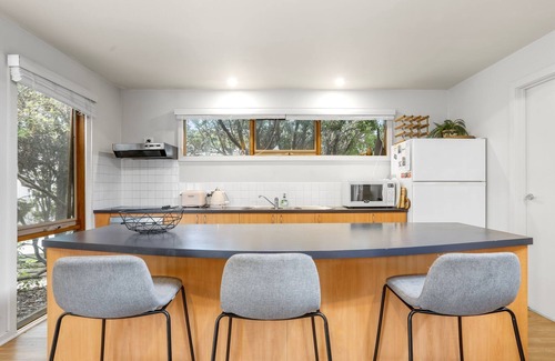 Apollo Bay House | Otway Vista Five - Apollo Bay