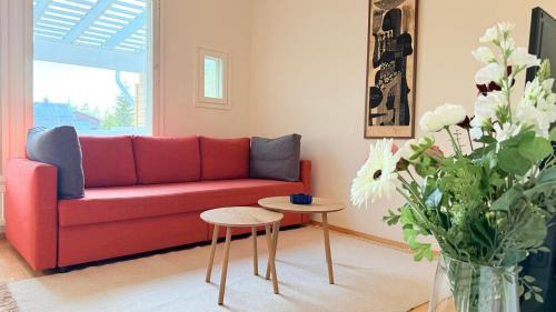 Oulu Apartment | Oulu Modern 2BR with Sauna, Patio and Parking, 10 min to Center