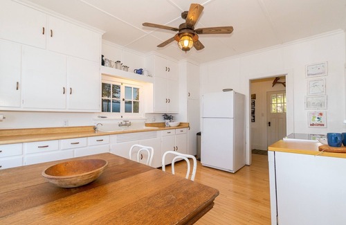 Port Carling Cottage | OUNO Island on the prestigious Lake Rosseau