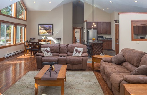 Cooper Landing House | Our Corner of Heaven: Spotless, High-end, Affordable Family & Group Living