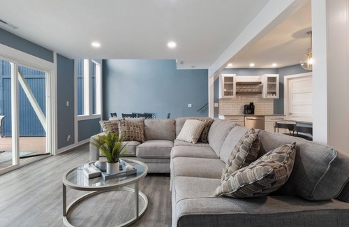 Lake Ozark Condo | Our Cove Retreat - Perfect for Wave-Free Swimming, Tanning & Prime Location Fun!