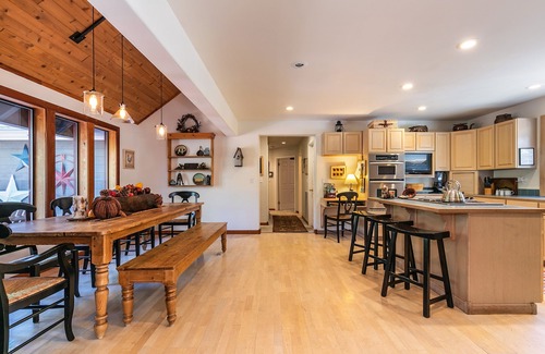 Truckee House | OUR GUESTS LOVE THIS HOUSE! The Copenhagen Haus Has The Perfect Floorplan.