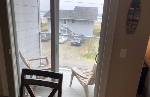 Rockaway Beach Condo | Our Happy Place Steps from Rockaway Beach