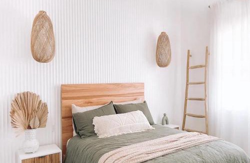 McLaren Vale House | Our NEW 1940's Lovingly Renovated Cosy Cottage