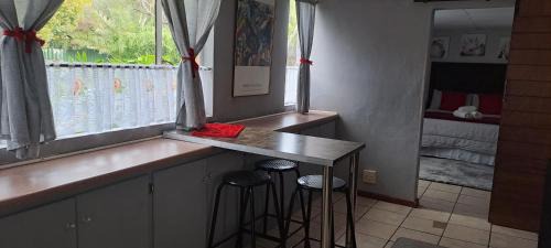 Bloemfontein Apartment | Our Place - Family - 5 bed unit