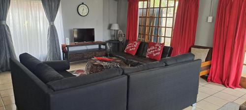 Bloemfontein Apartment | Our Place - Family - 5 bed unit