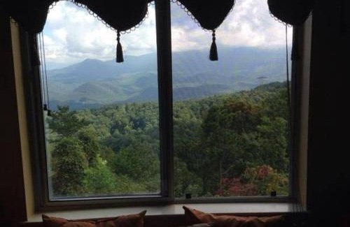 Chalet Village Apartment | Our Place in the Smokies