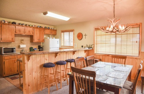Red River Cabin | Our Red River Cabin with High Speed Wifi