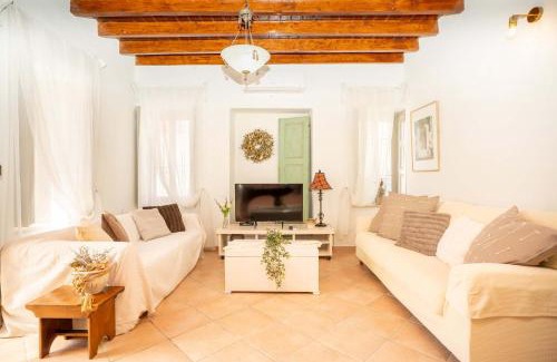 Pothia House | OURANIAS HOUSE