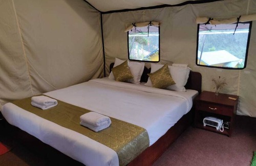 Lachung Hotel | OurGuest Camp Lachung