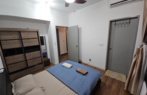 Taman Pertama Apartment | Ourstay M Vertica 49th floor Kuala Lumpur City View near Ikea with level 1 car park & 6 minutes walk to Maluri MRT